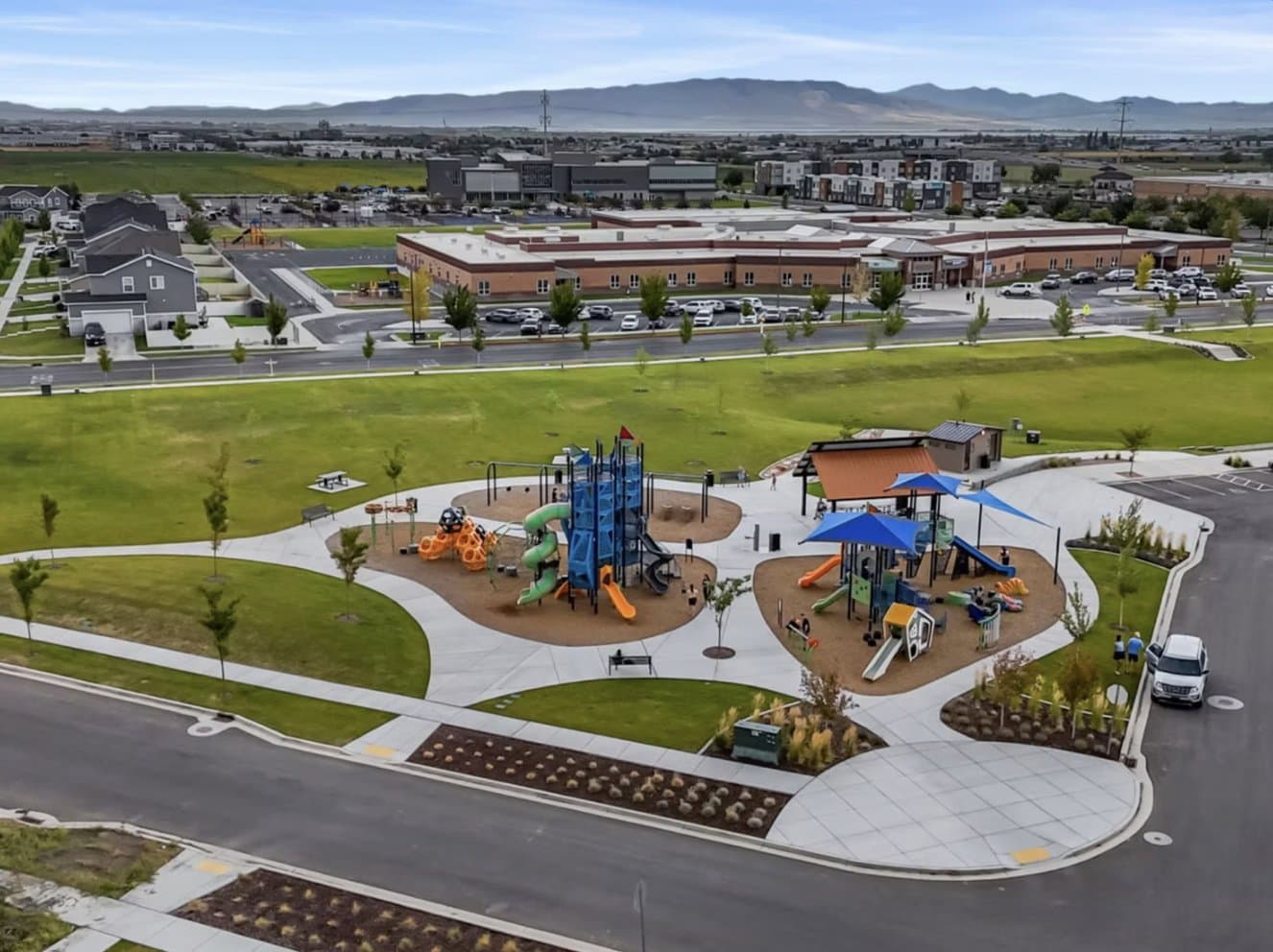Aerial view of the Huntington Ranch park, playground, and neighborhood.